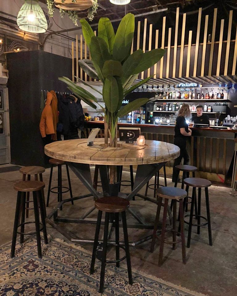 Stamtafel Maatwerk Horeca Indusigns