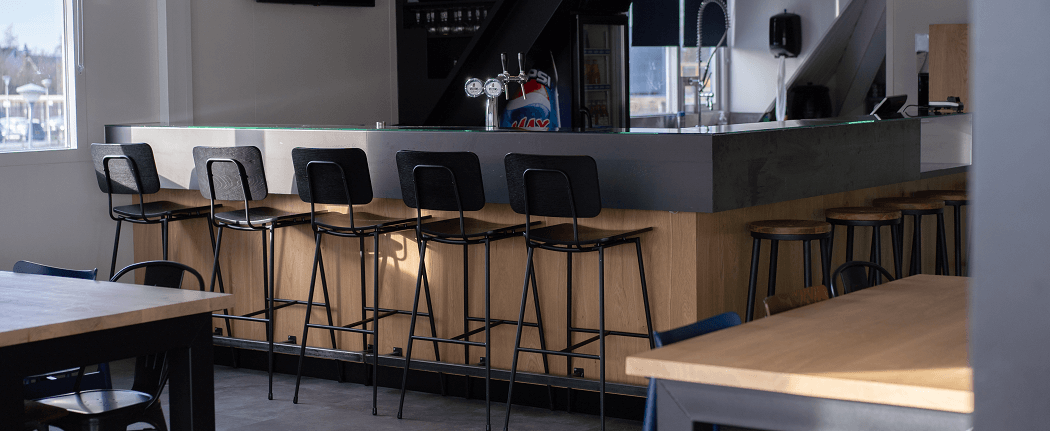 Bestaande bar aanpassen door Indusigns